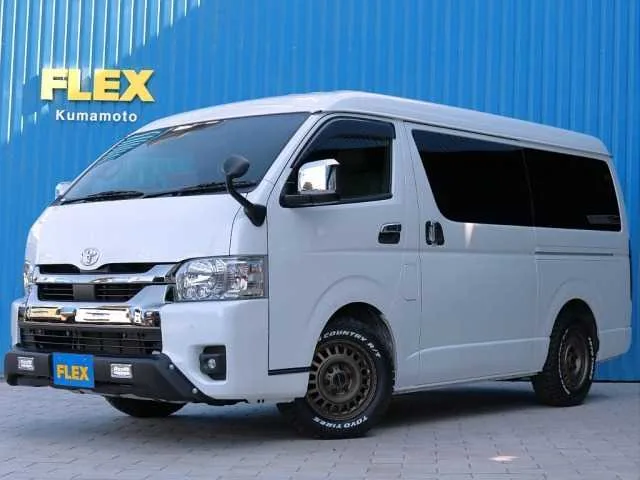 Toyota Hiace Van 2023 — фото 1, купить с доставкой в Москву
