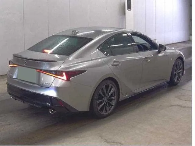 Lexus IS 2022 — миниатюра 3