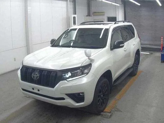 Toyota Land Cruiser Prado 2023 — миниатюра 4