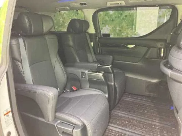 Toyota Alphard G 2022 — миниатюра 5