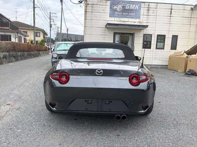 Mazda Roadster 2025 — миниатюра 3