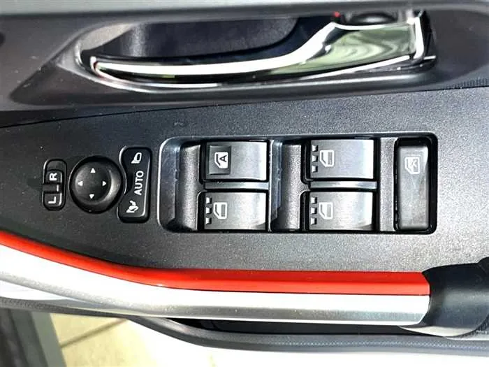Toyota Raize 2022 — миниатюра 5