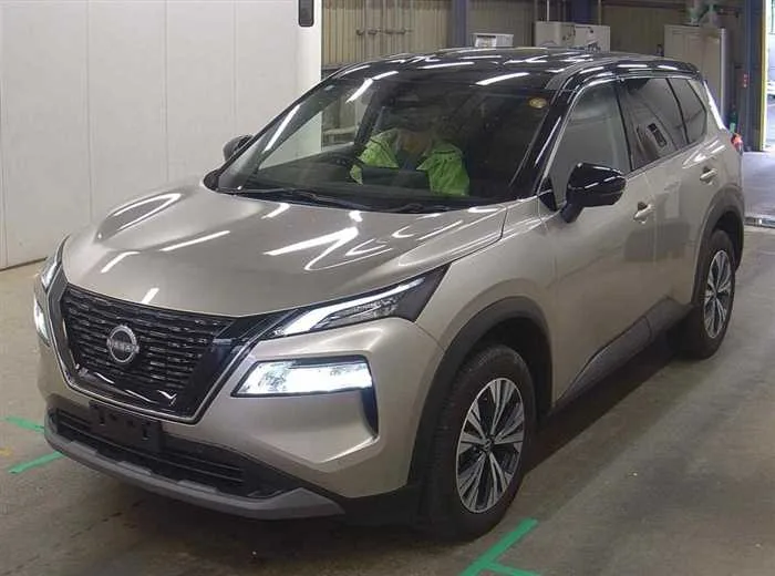 Nissan X-Trail X e4ORCE 4WD 7-SEATS 2023 — миниатюра 2
