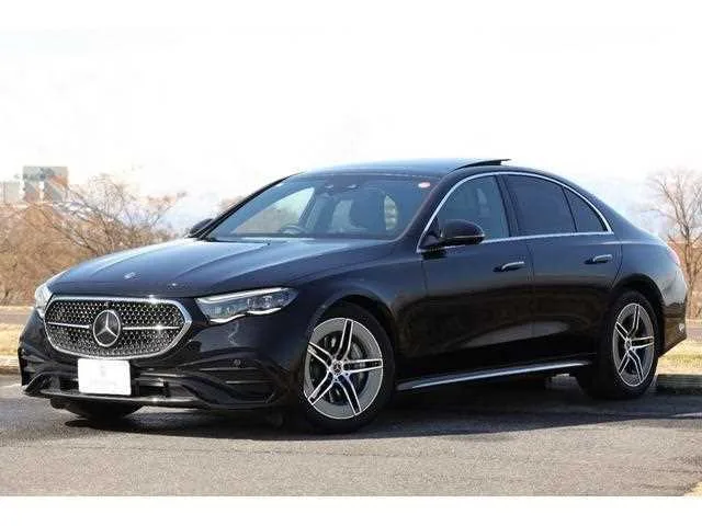 Mercedes-Benz E-Class 2024 — миниатюра 5