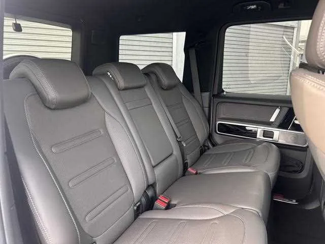 Mercedes-Benz G-Class 2023 — миниатюра 5
