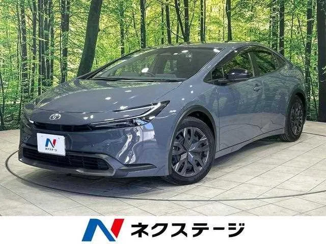 Toyota Prius 2023 — фото 1, купить с доставкой в Москву