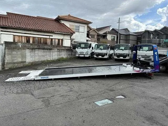 Isuzu Elf Truck 2024 — миниатюра 5
