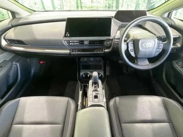 Toyota Prius 2025 — миниатюра 2