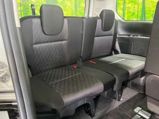 Nissan Serena 2022 — миниатюра 4