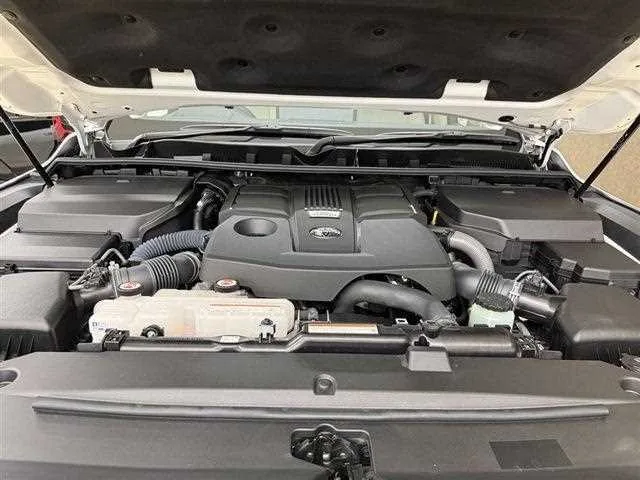 Toyota Land Cruiser 2024 — миниатюра 4