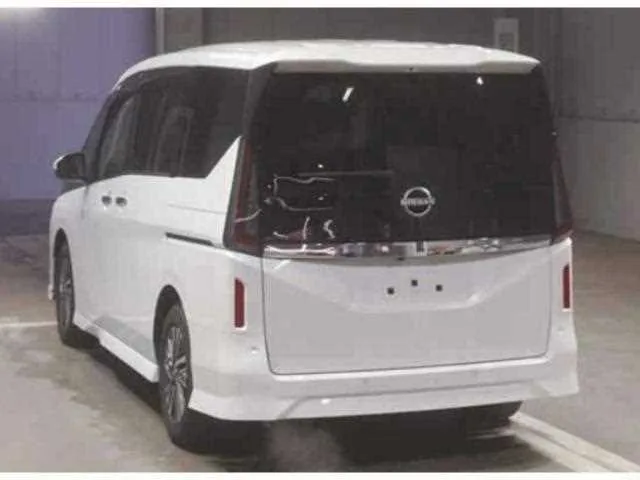 Nissan Serena 2024 — миниатюра 2