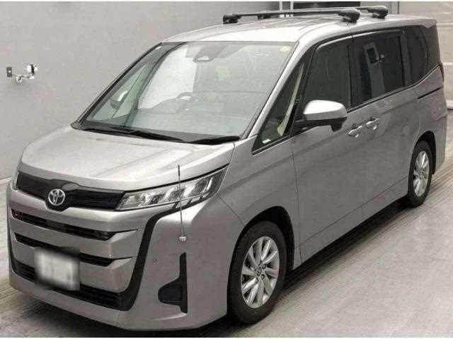 Toyota Noah 2022 — миниатюра 4