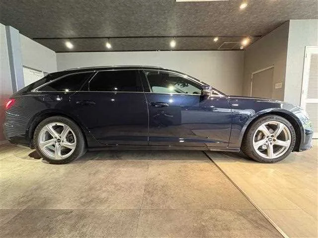 Audi A6 2023 — миниатюра 2