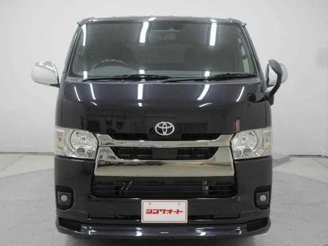 Toyota Hiace Van 2023 — миниатюра 2