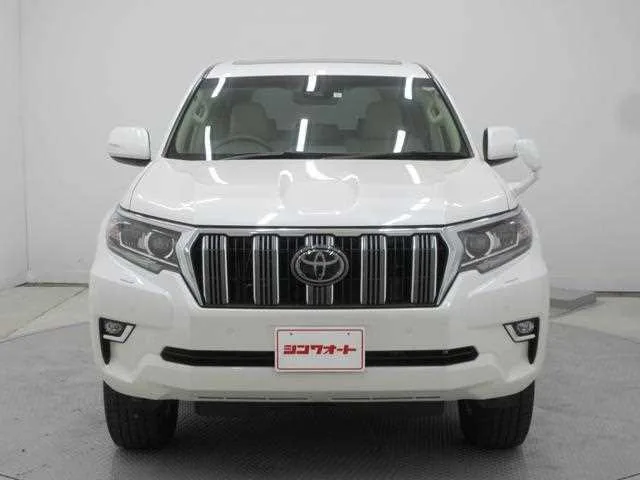 Toyota Land Cruiser Prado 2023 — миниатюра 2
