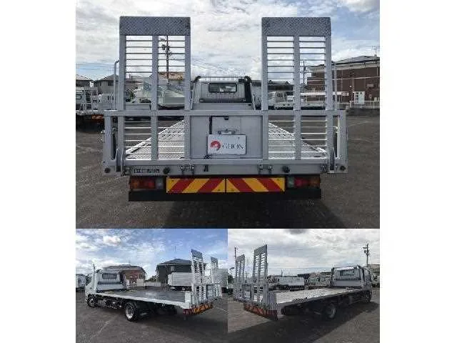 Hino Dutro 2023 — миниатюра 3