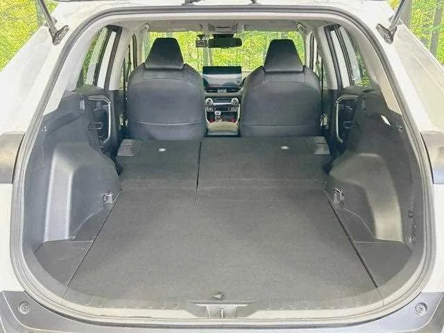 Toyota RAV4 2023 — миниатюра 4