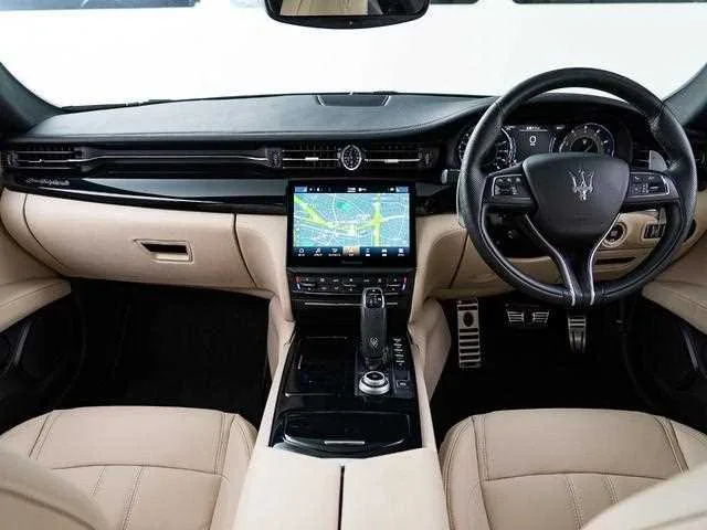 Maserati Quattroporte 2022 — миниатюра 5