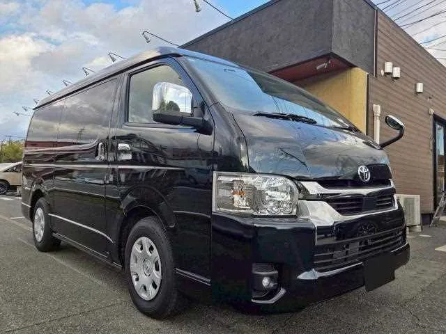 Toyota Hiace Van 2025 — фото 1, купить с доставкой в Москву
