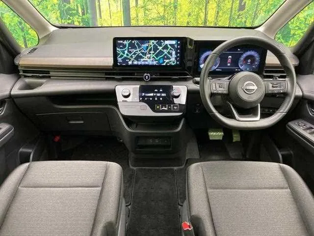 Nissan Serena 2023 — миниатюра 2