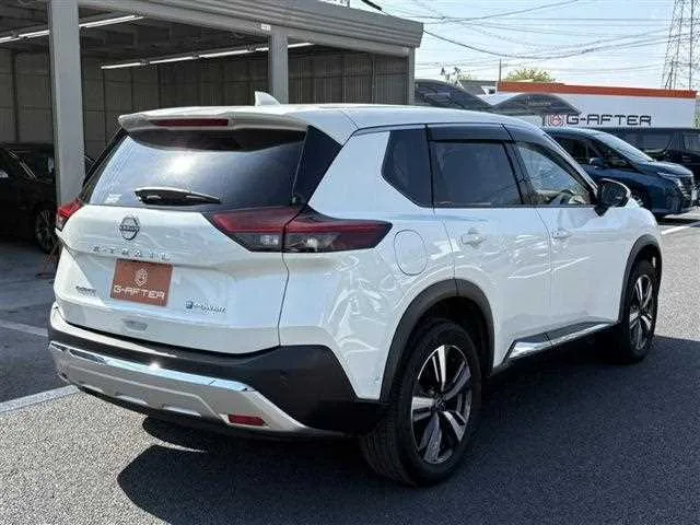 Nissan X-Trail 2022 — миниатюра 4