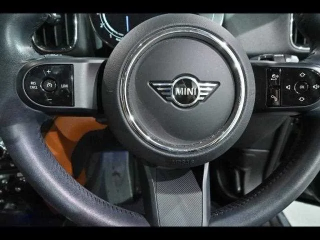 BMW MINI 2022 — миниатюра 4