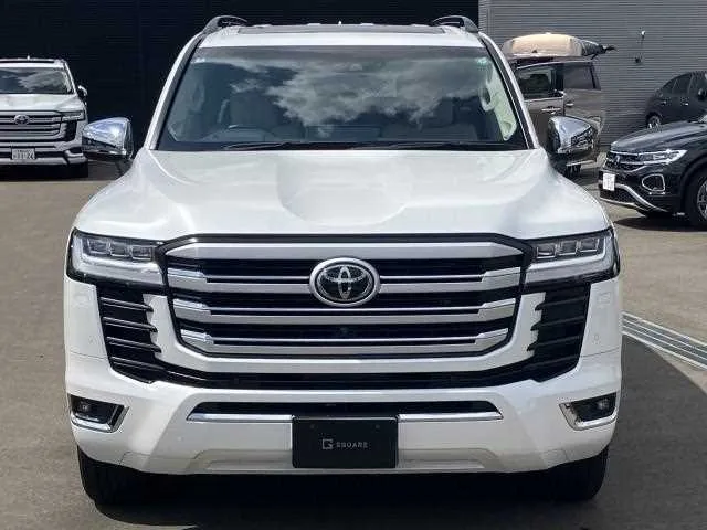 Toyota Land Cruiser 2024 — миниатюра 4