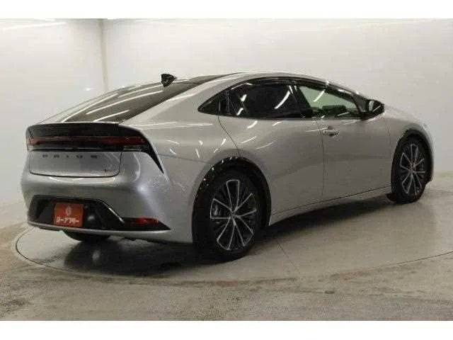 Toyota Prius 2023 — миниатюра 5