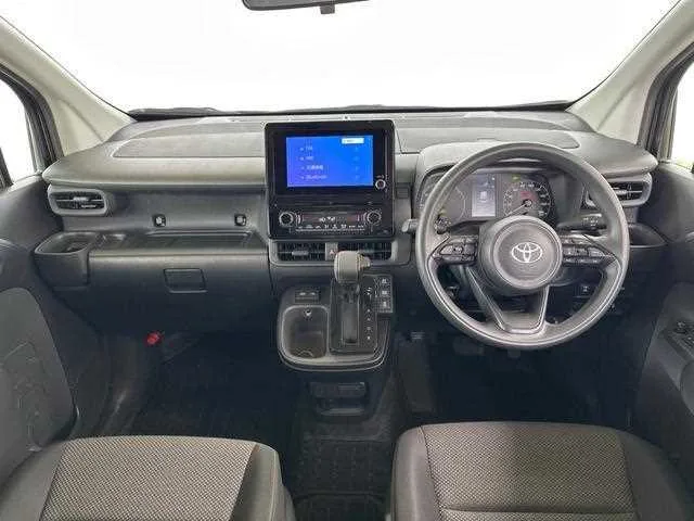 Toyota Sienta 2024 — миниатюра 2