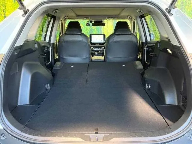 Toyota RAV4 2022 — миниатюра 4