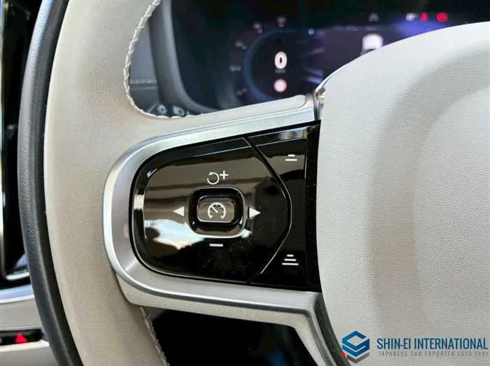 Volvo S60 Recharge Ultimate T6 AWD Plug In Hybrid/SR 2023 — миниатюра 4
