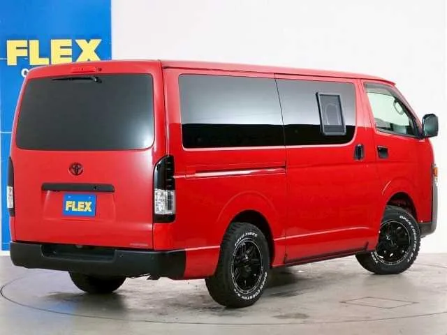 Toyota Hiace Van 2023 — миниатюра 5