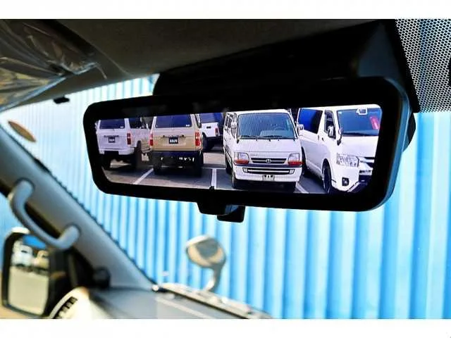 Toyota Hiace Wagon 2025 — миниатюра 3