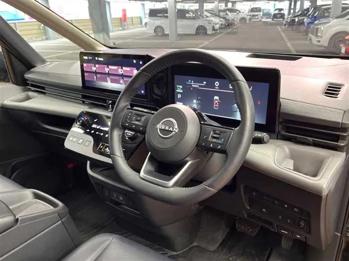 Nissan Serena 2023 — миниатюра 3
