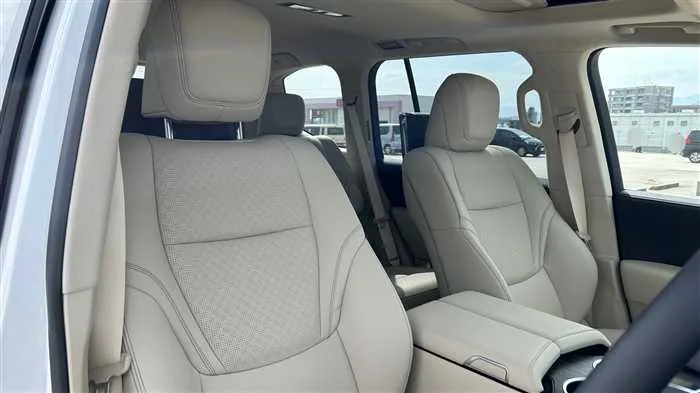 Toyota Land Cruiser ZX 2022 — миниатюра 3