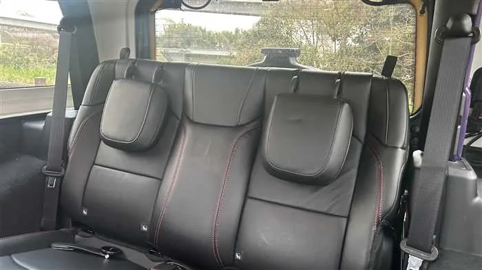 Jeep Wrangler 2023 — миниатюра 3