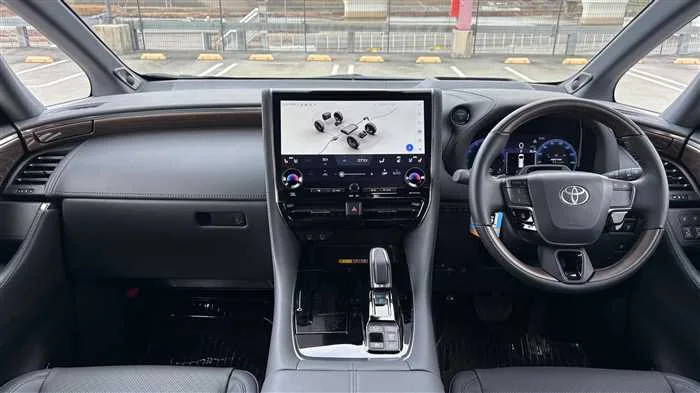 Toyota Vellfire PHEV 2025 — миниатюра 5