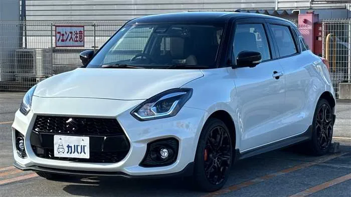 Suzuki Swift ZC33S 2025 — фото 1, купить с доставкой в Москву