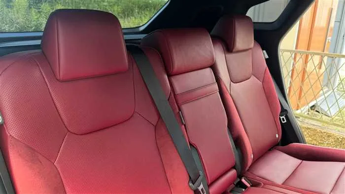 Lexus RX 500h F 2023 — миниатюра 3