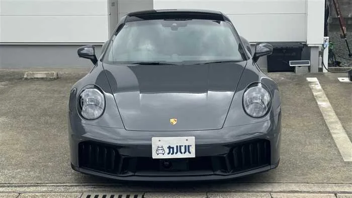 Porsche 911 GTS PDK 2025 — миниатюра 2