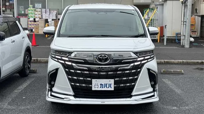 Toyota Alphard 2024 — миниатюра 2