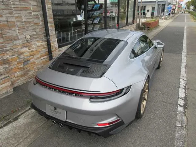 Porsche 911 2022 — миниатюра 3