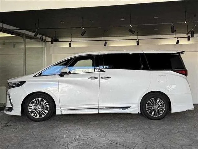 Toyota Alphard G 2024 — миниатюра 2