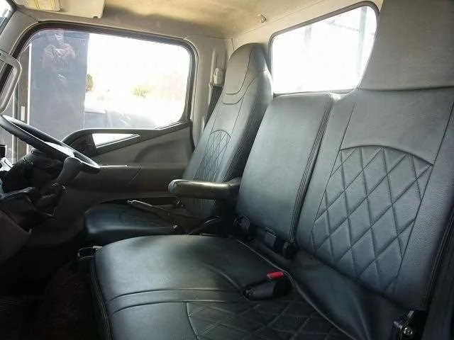 Mitsubishi Fuso Canter 2022 — миниатюра 2