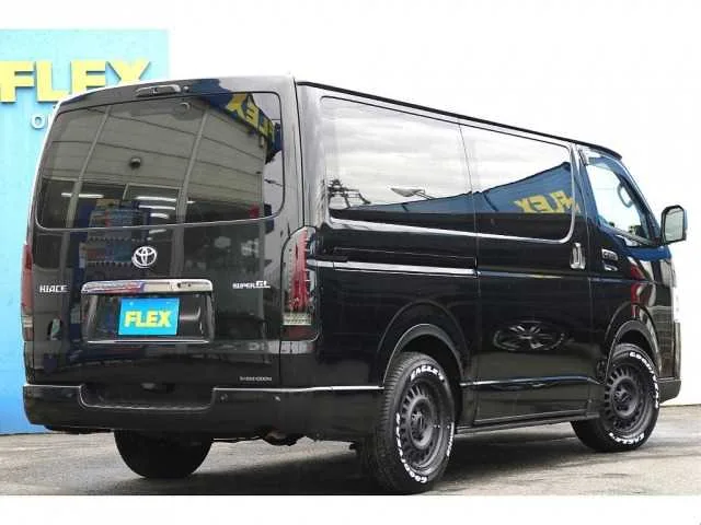 Toyota Hiace Van 2022 — миниатюра 2
