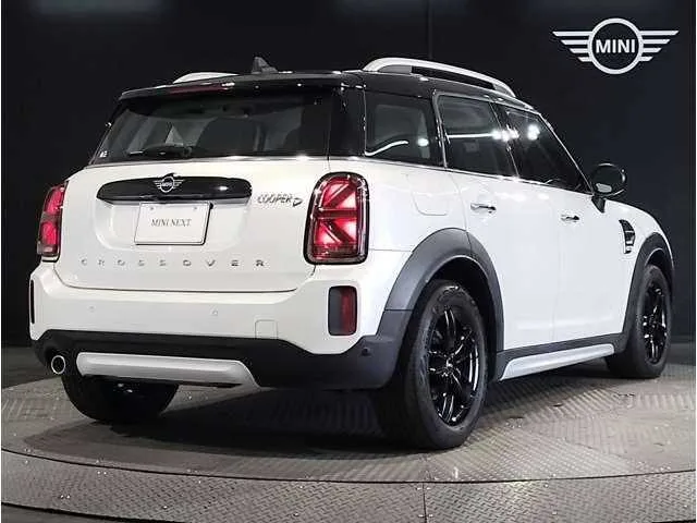 BMW MINI 2023 — миниатюра 2