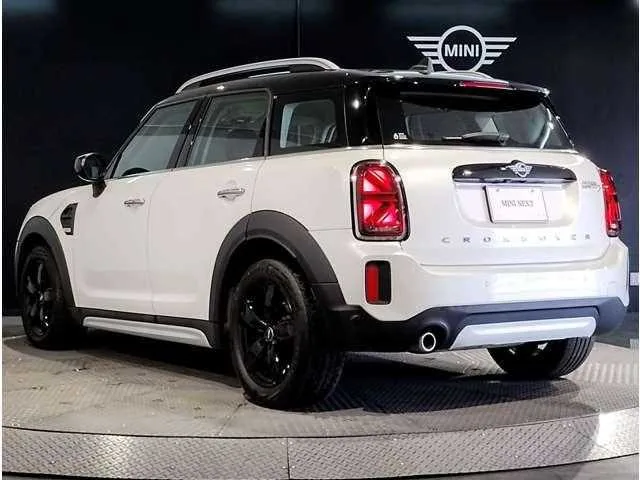 BMW MINI 2023 — миниатюра 3