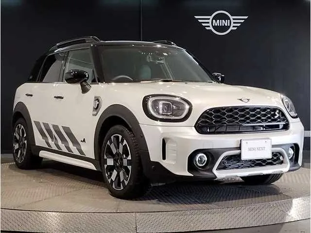 BMW MINI 2023 — миниатюра 4