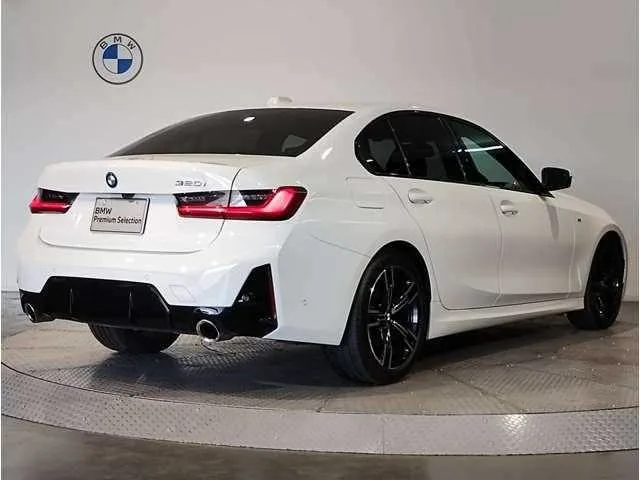 BMW 3 Series 2023 — миниатюра 2
