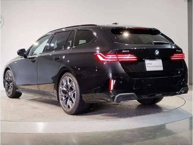 BMW 5 Series 2024 — миниатюра 2